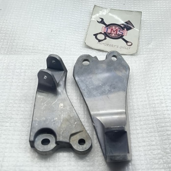 BESI STEP FOOT STEP INJEKAN BELAKANG KIRI KANAN YAMAHA NMAX NMAX OLD ORIGINAL