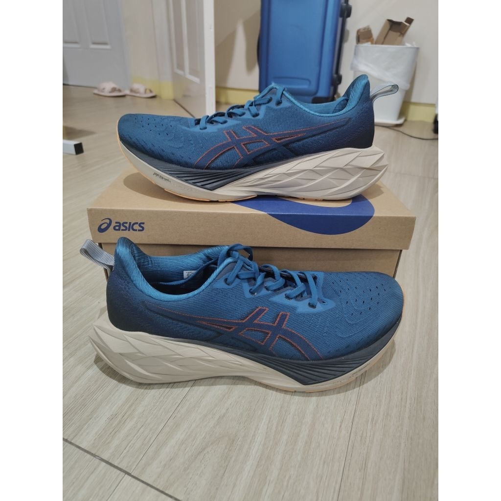 asics novablast 4 size 46 / us 11.5