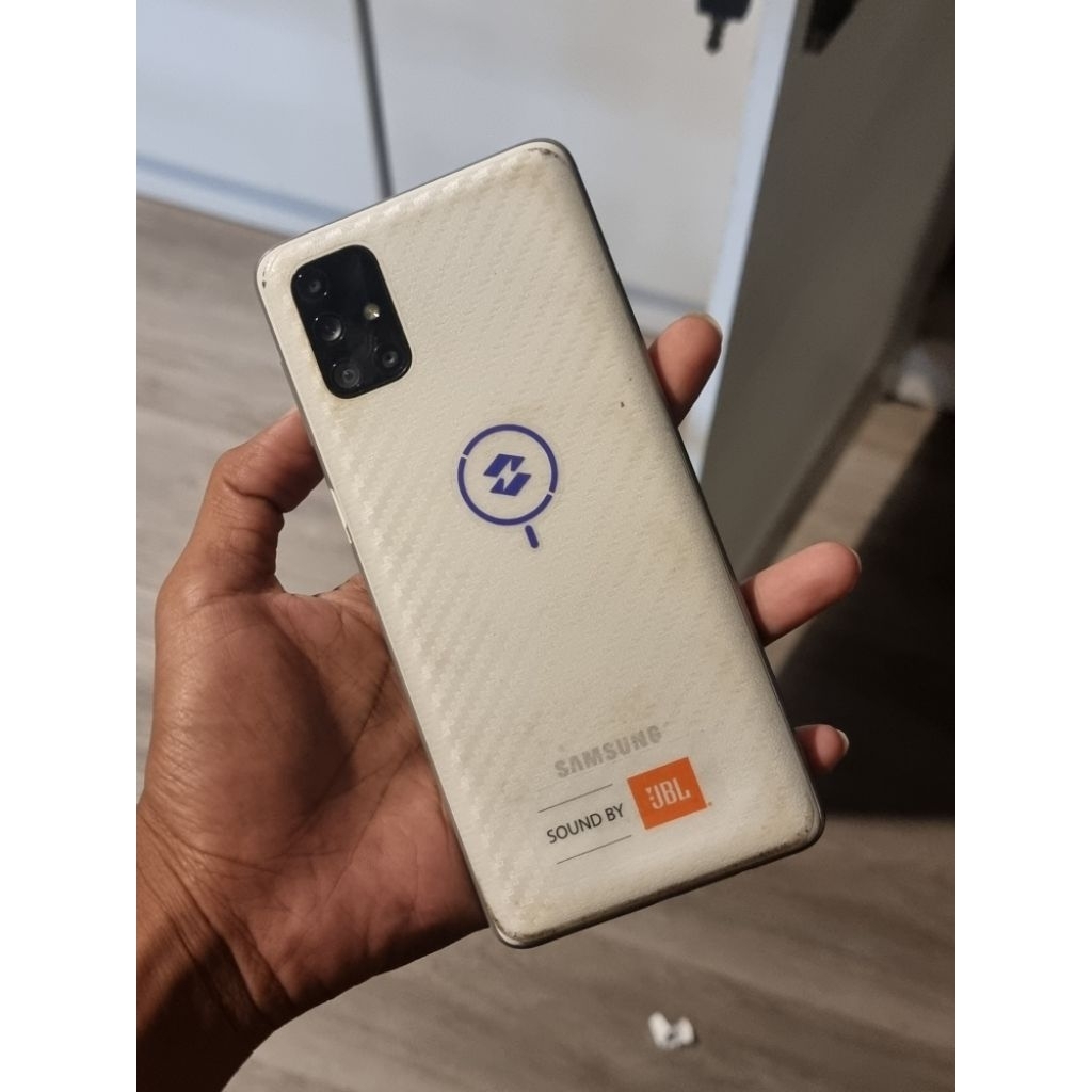 Samsung M51 ram 8/128gb sein