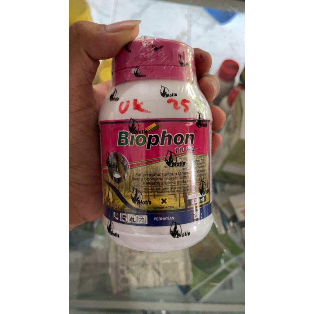 BIOPHON 10 PA zat pengatur tumbuh membuat getah karet menghasilkan karet lebih banyak