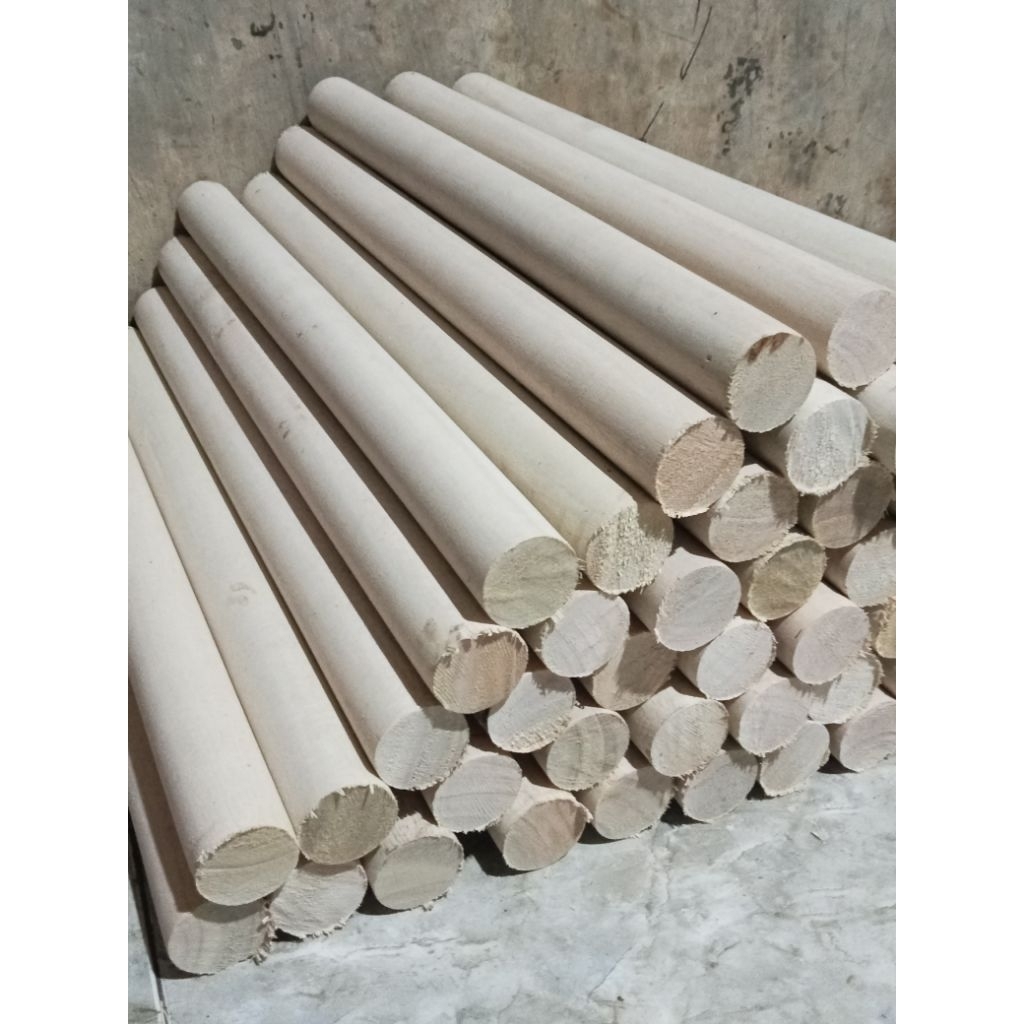 dowel kayu 20 mm kayu bulat,tongkat Pramuka ,gagang sapu ,stick kayu,kayu bulat,