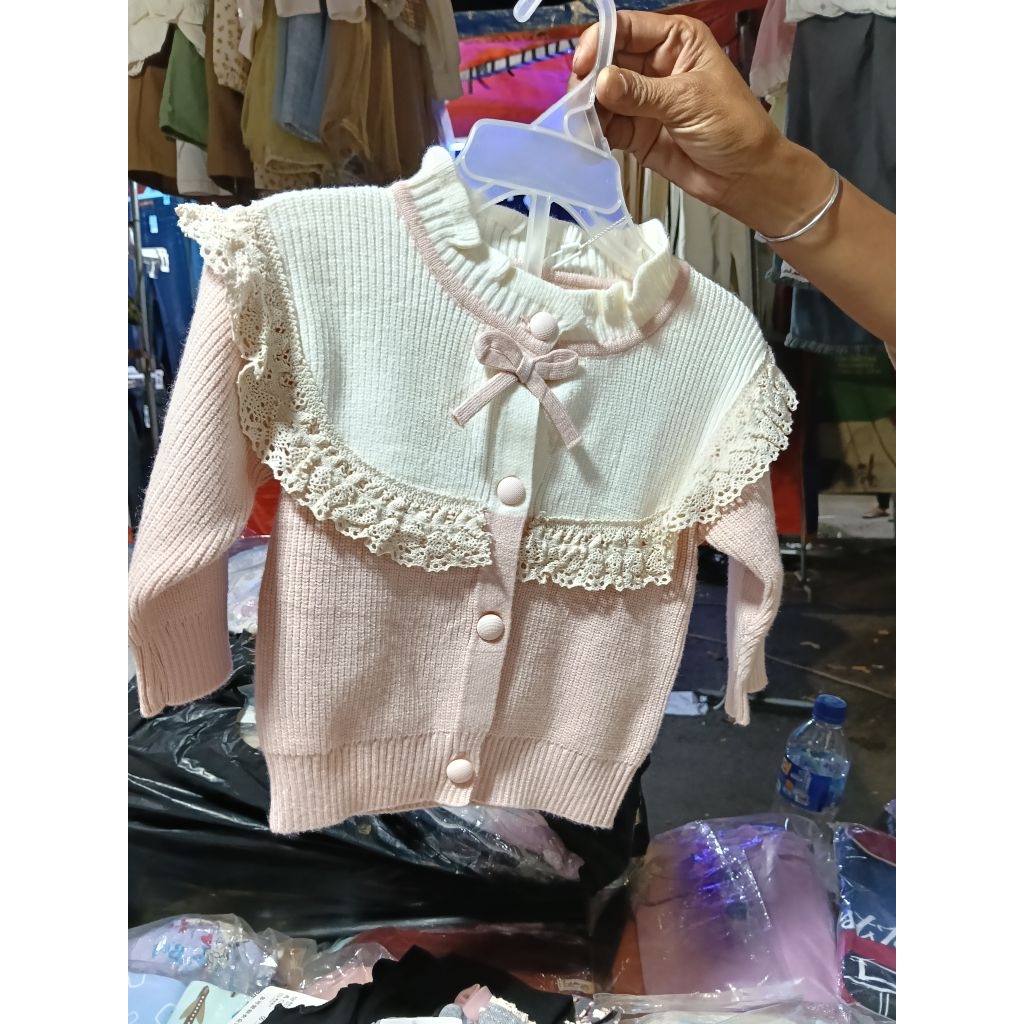 cardigan / sweater bayi perempuan