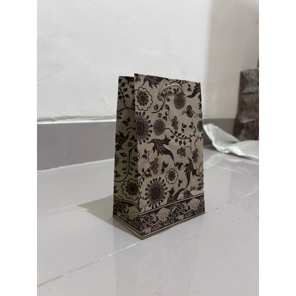 PAPERBAG KRAFT MOTIF BATIK 11X6X17 / PAPERBAG MOTIF / PAPERBAG KECIL MOTIF / TAS KERTAS / TAS KERTAS