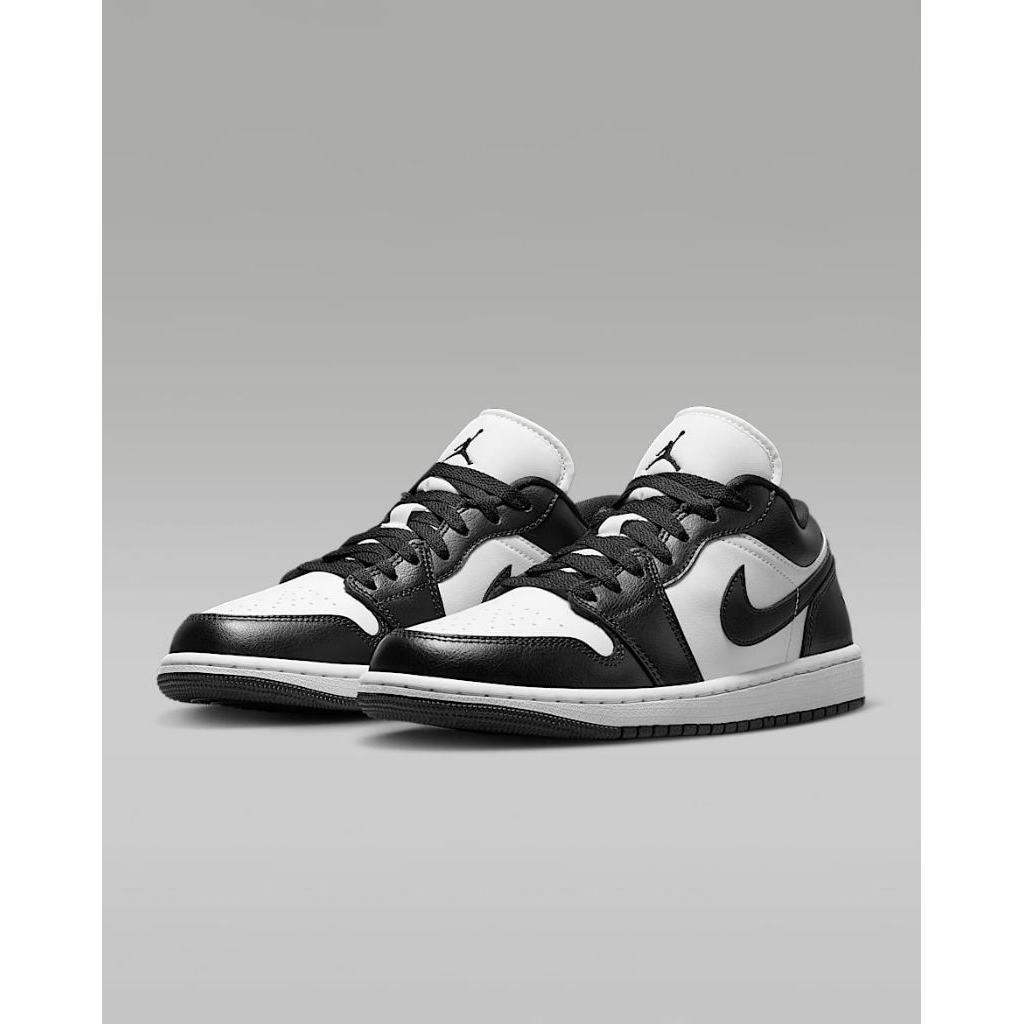 Sepatu sneaker Wmns NIKE Air Jordan 1 Low "Panda" DC0774-101