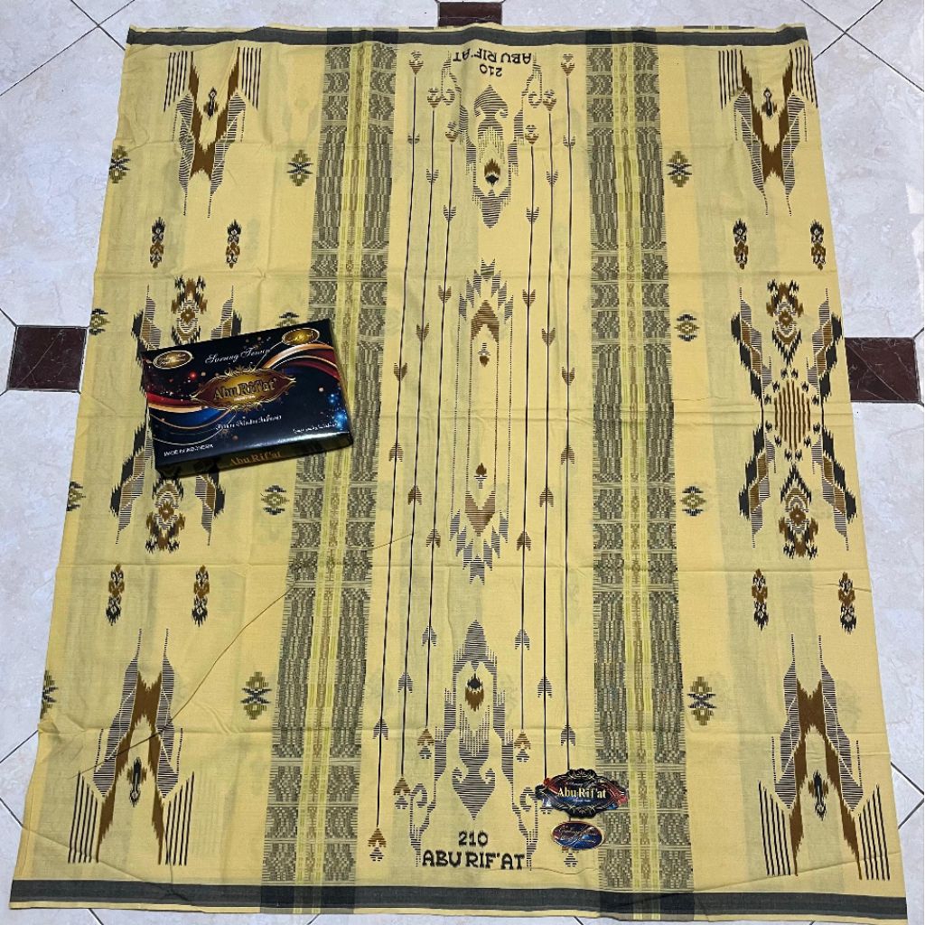 SARUNG ABU RIF'AT MOTIF BHS