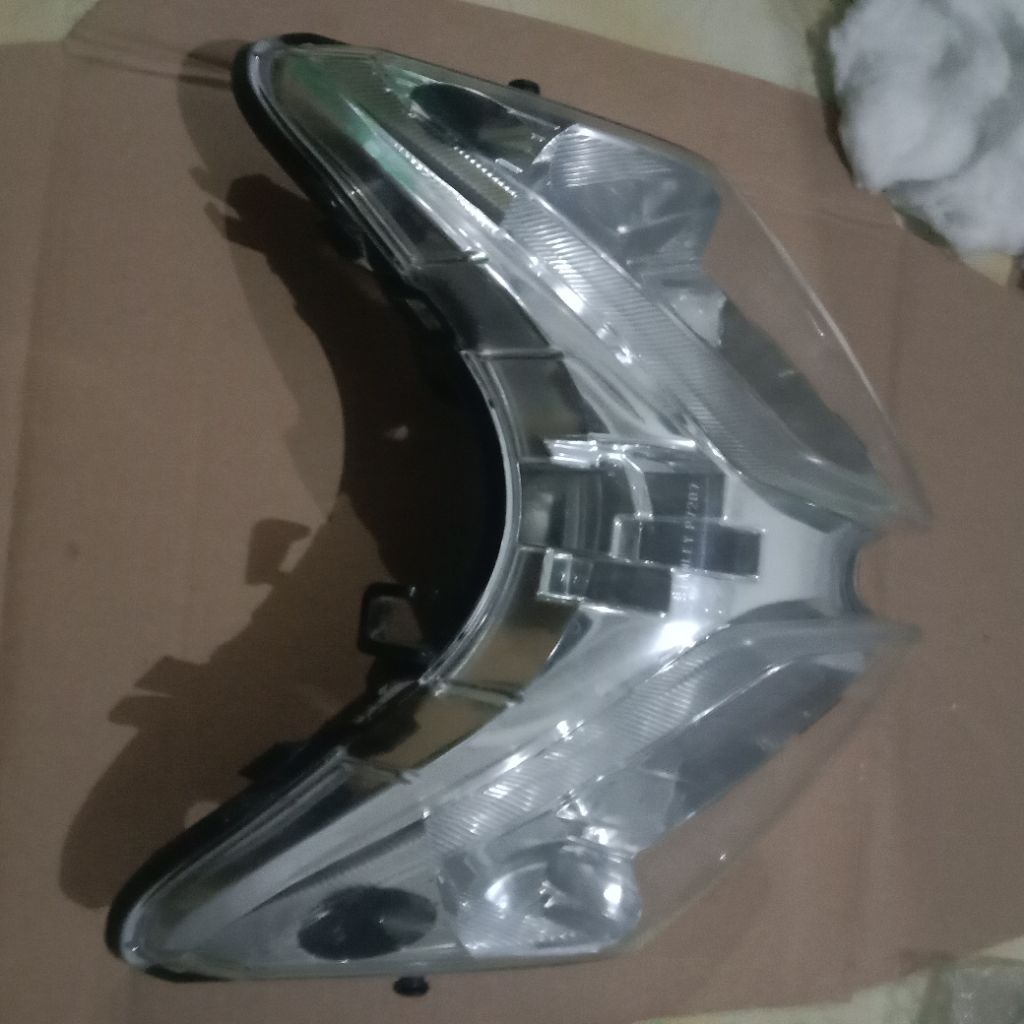 REPEKTOR LAMPU DEPAN HONDA VARIO 110 ORIGINAL COPOTAN