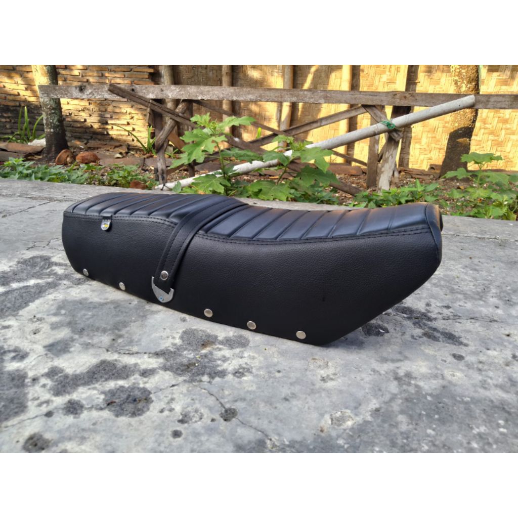 jok honda win custom ulir mbetech benik tinggal pasang