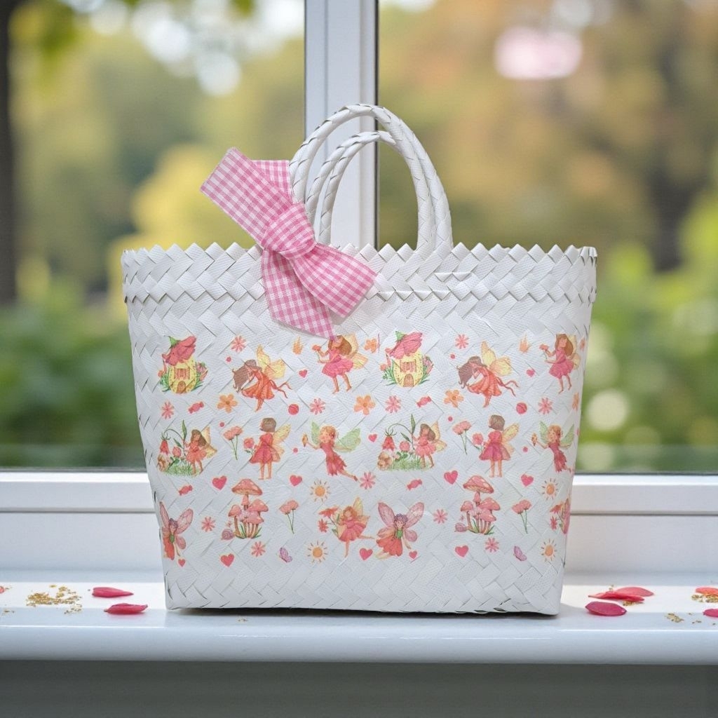 Tas ulang tahun  unik Tas hamper anyaman plastik decoupage girly series