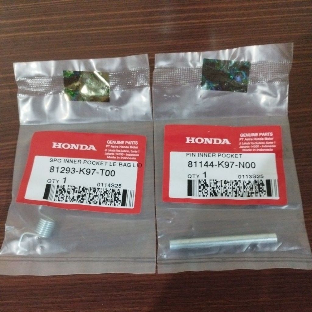 Pin Engsel Laci Depan Dan Per Tutup Box LaciDepanAdv Pcx 150 160 81293K97T00 81144-K97-N00  81293-K9