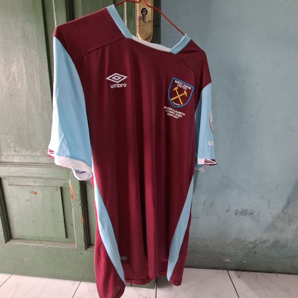 West Ham 16/17. BNWT. Size L