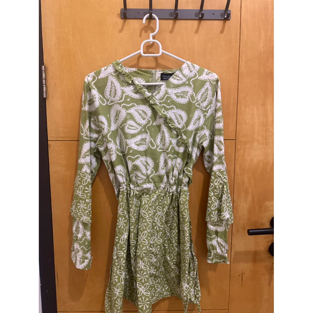 Batik fitting room preloved