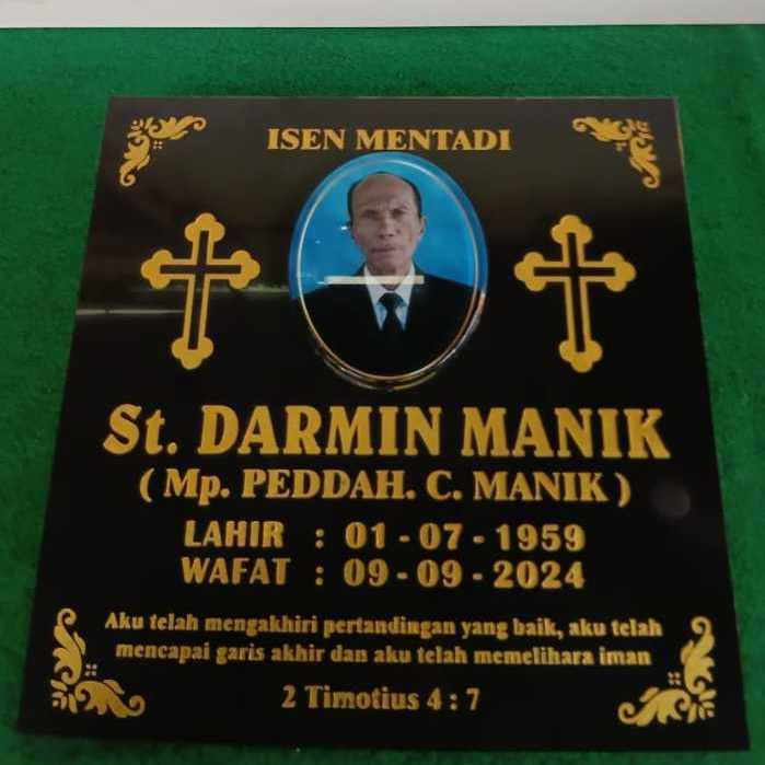 Batu nisan  KRISTEN / batu nisan granit ukuran 30x30 + foto