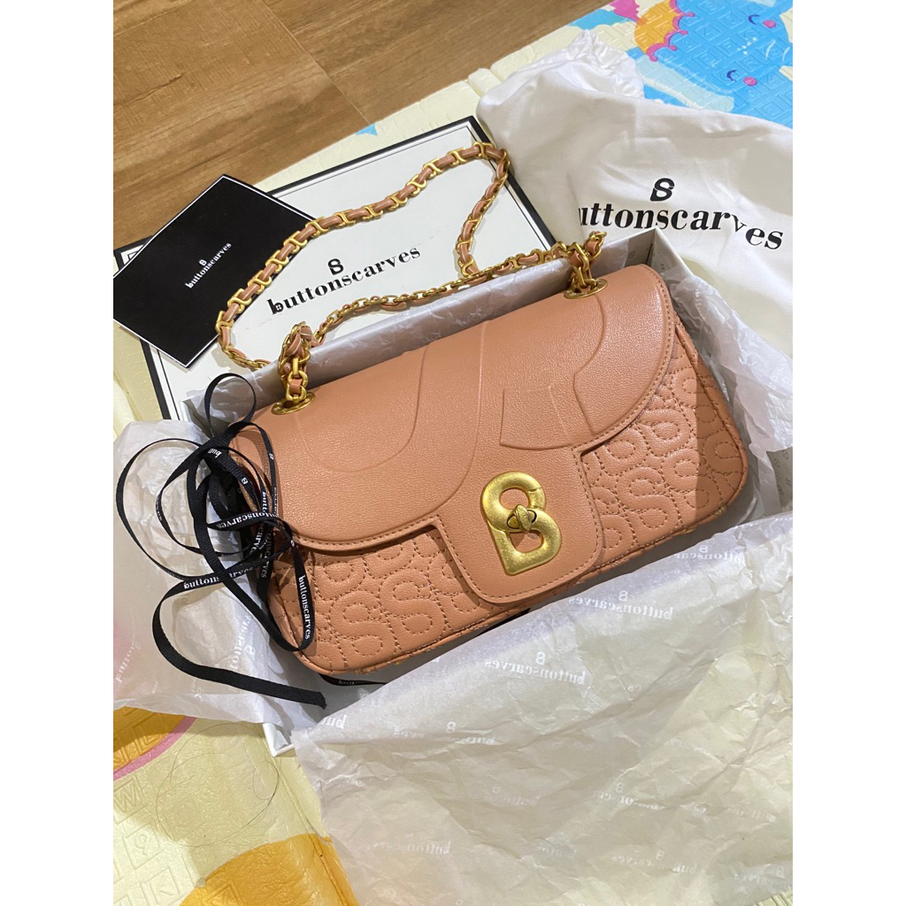 Buttonscarves Aluna Flap Bag Medium