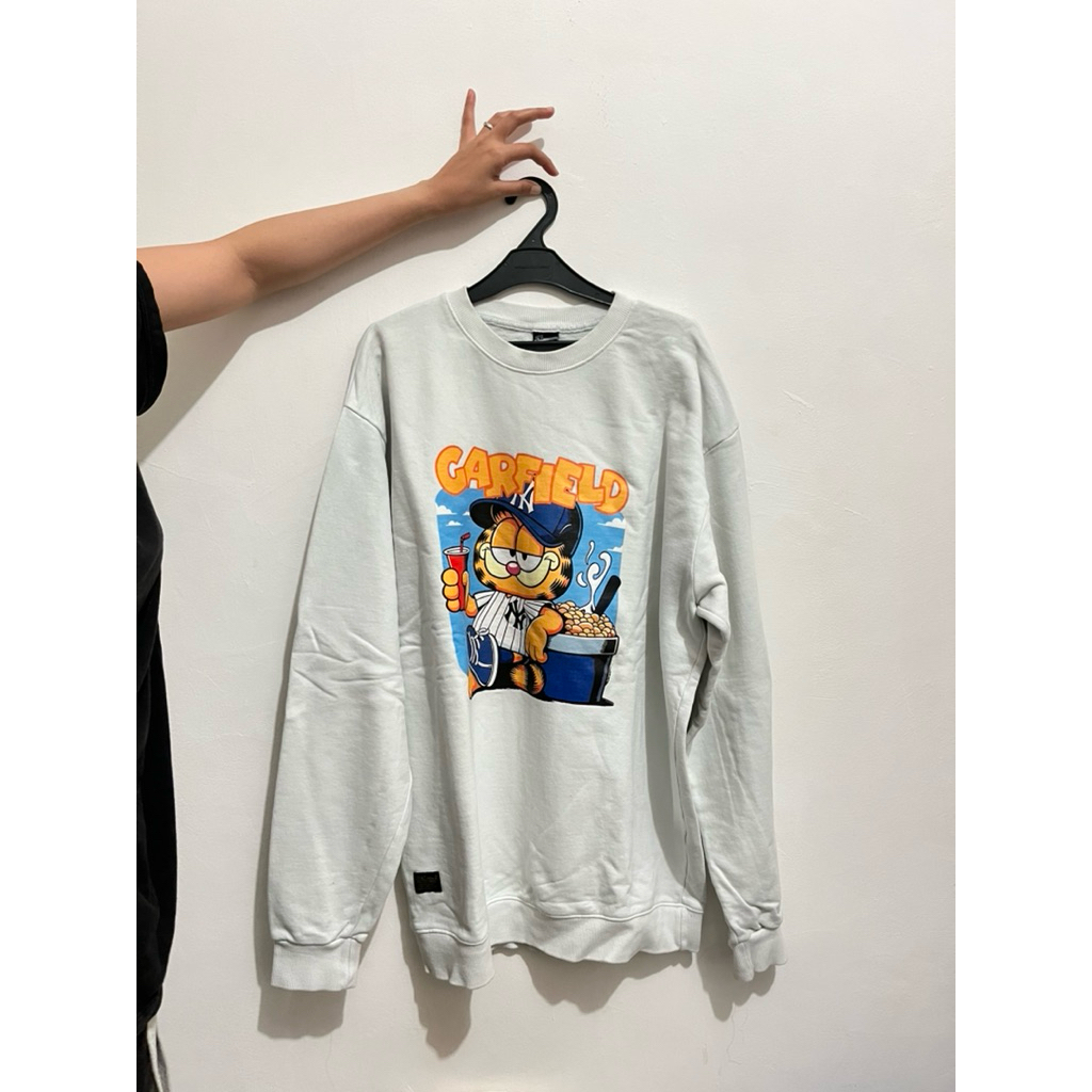 Jacket Crewneck Big Size Oversize Putih - Second Premium