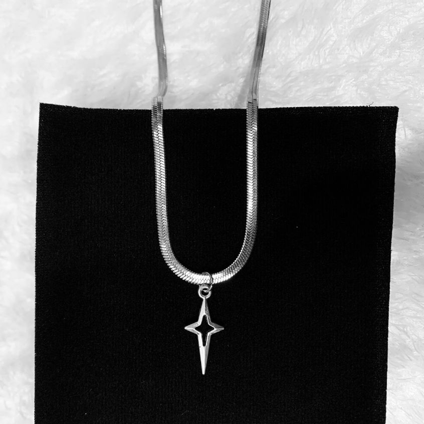 Kalung Titanium Unisex Liontin Bintang Mewah