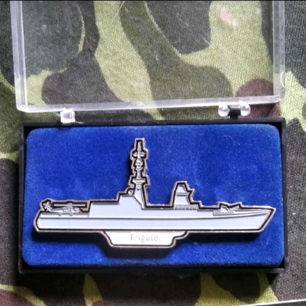 pin kapal fregat angkatan laut pin kru kapal perang anti kapal selam pin kapal perang patroli laut n