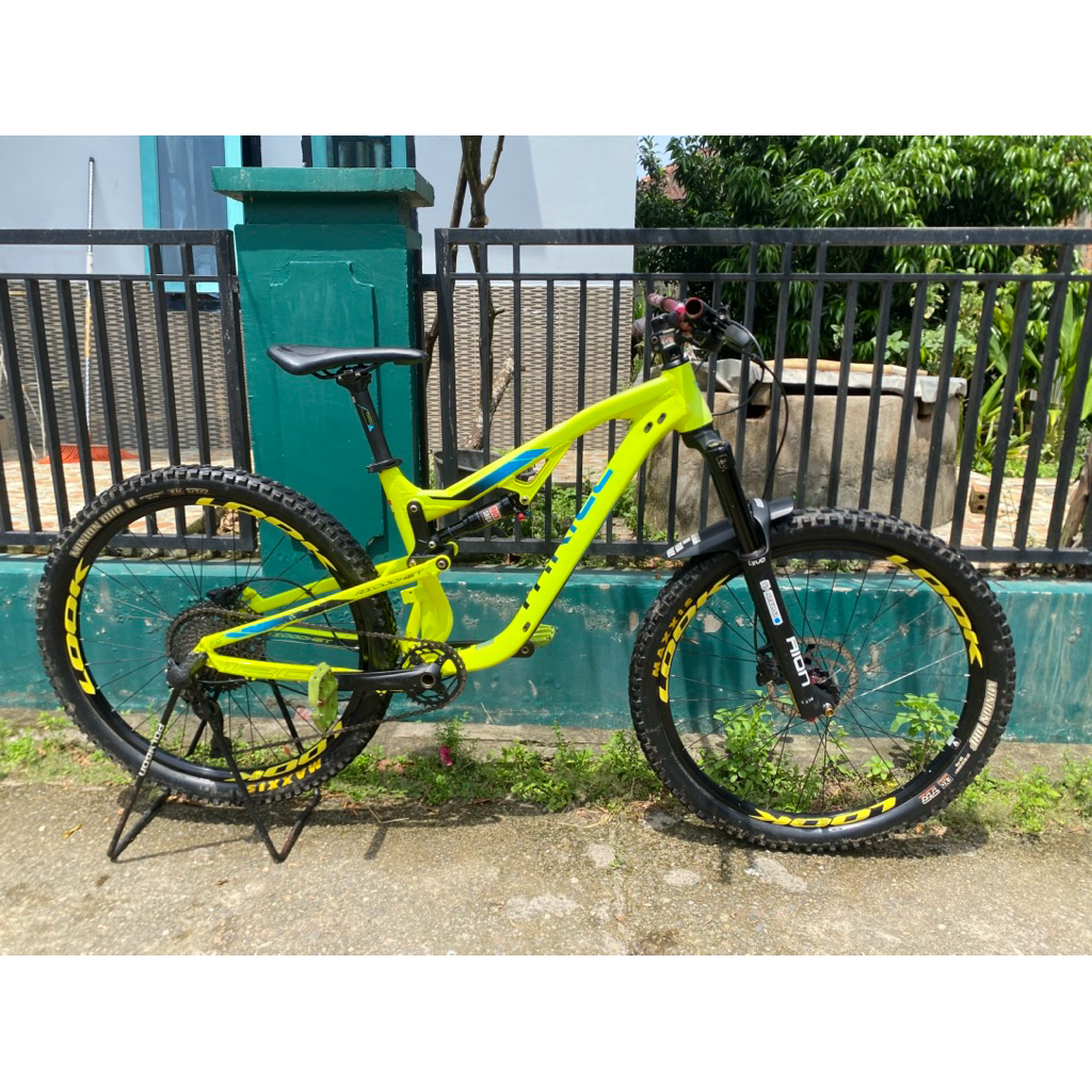 Thrill Ricochet 3.0 T120 M 27.5