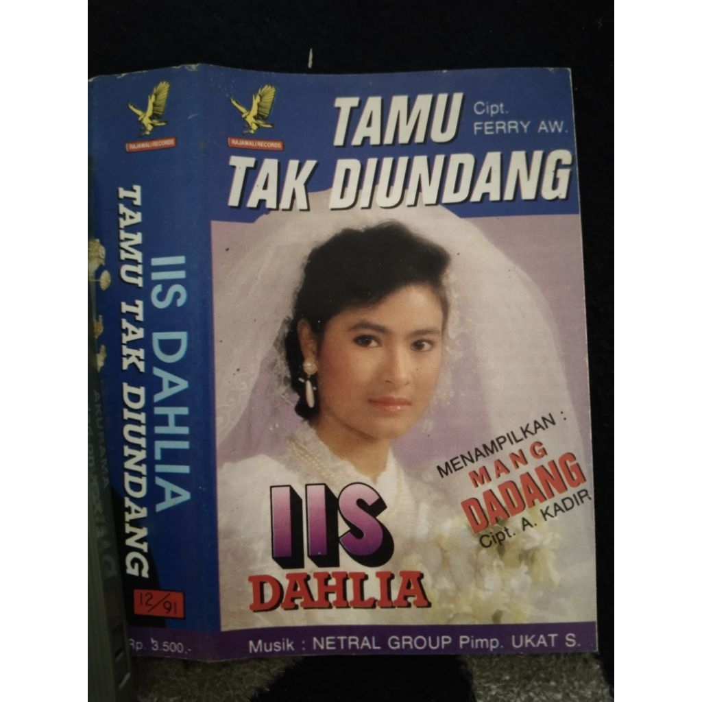 Kaset pita Iis Dahlia - Tamu tak Diundang