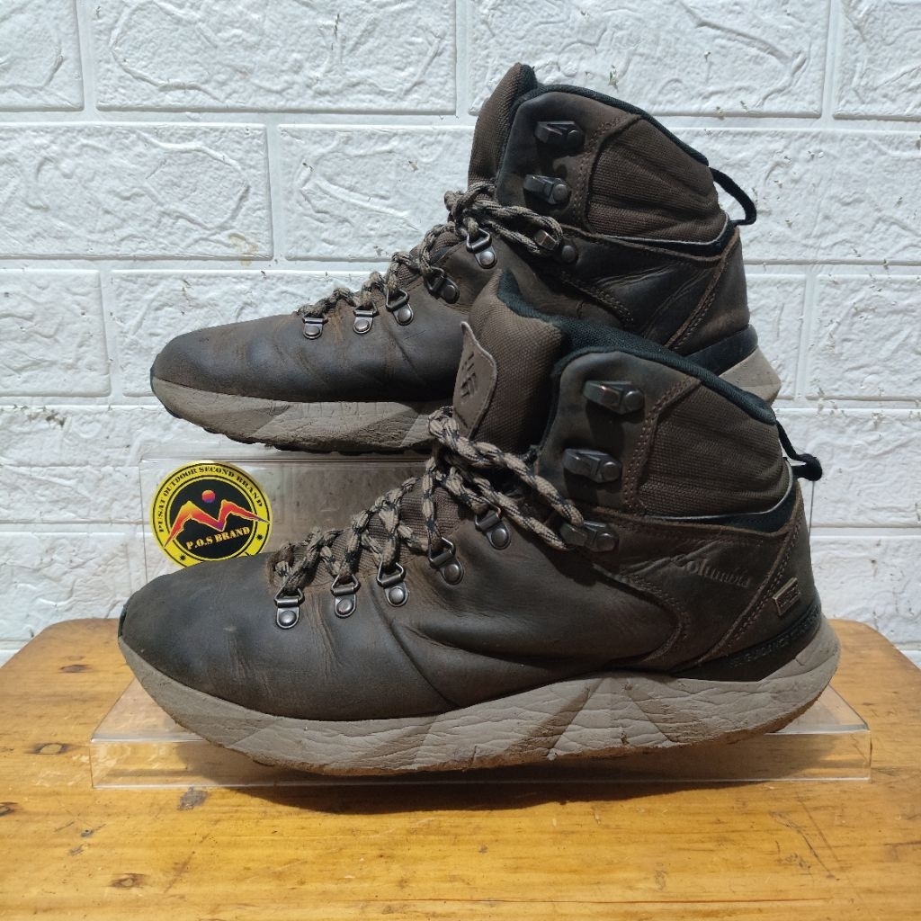 sepatu outdoor Columbia second