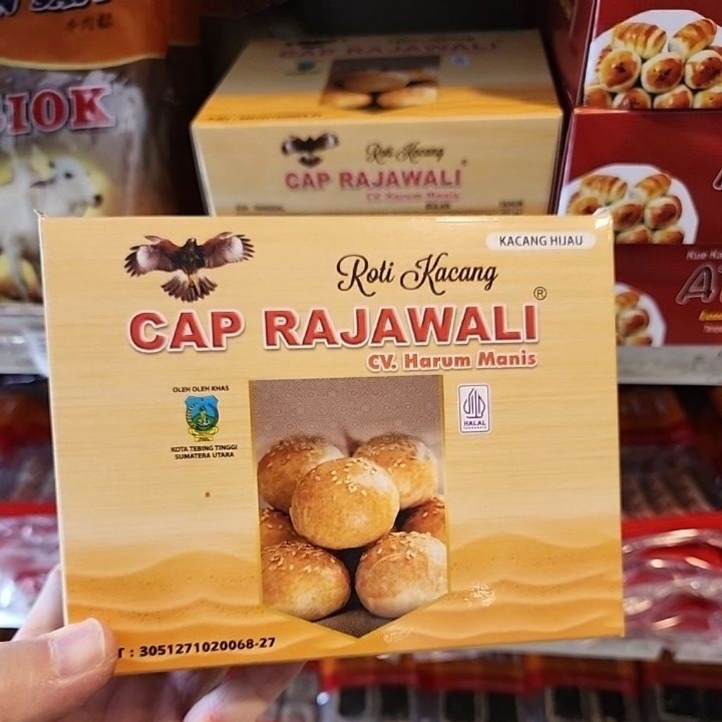 Cap Rajawali Roti Kacang 15
