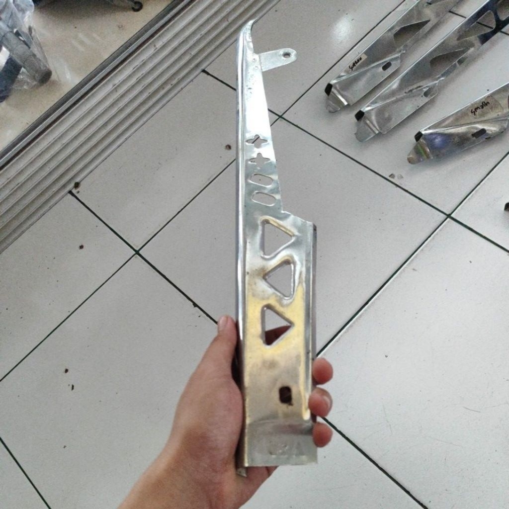 katengkas katen tutup rantai Yamaha v80 v 80