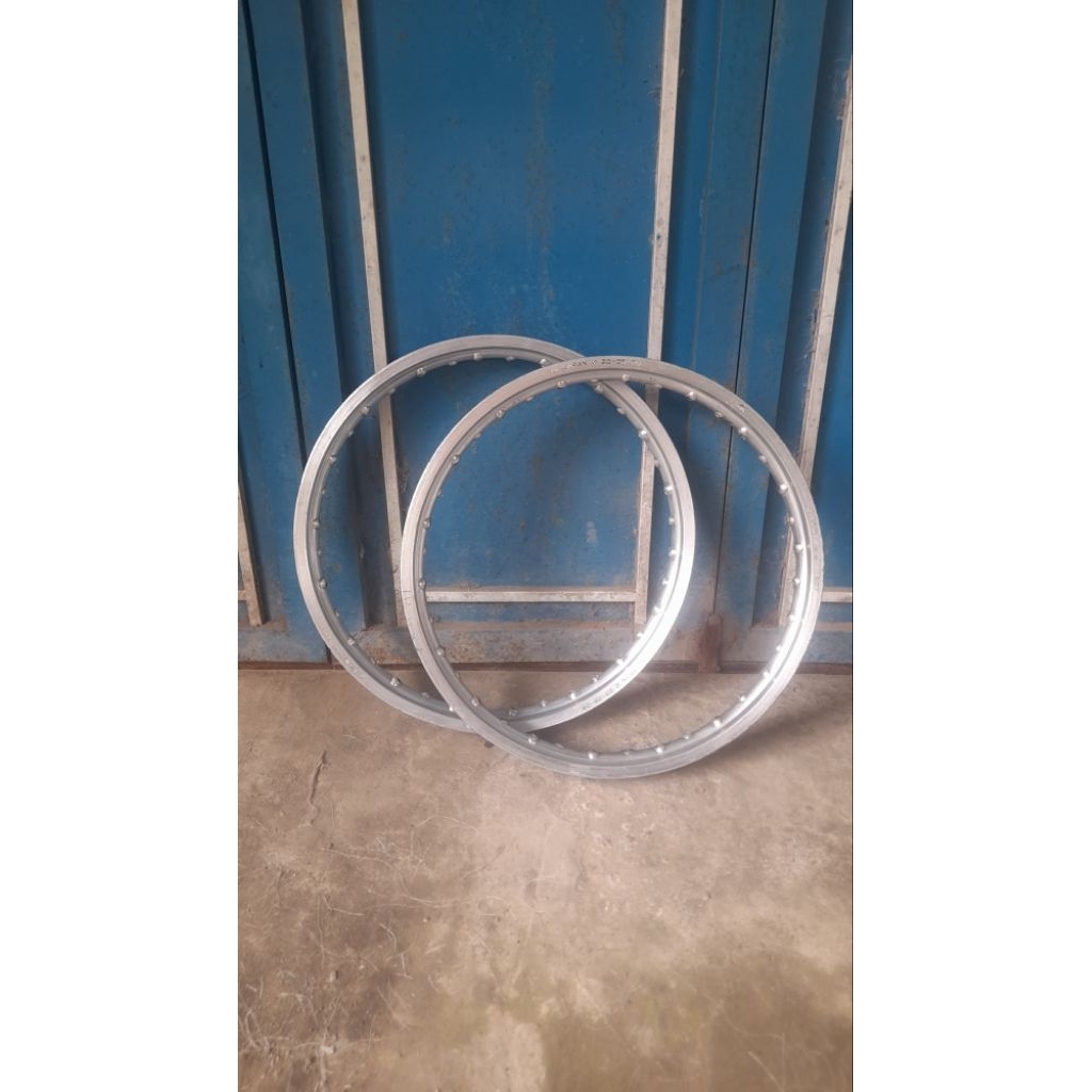 Velk TK JAPAN / TK RACING BRIGHT ukuran 140 rata ring 17