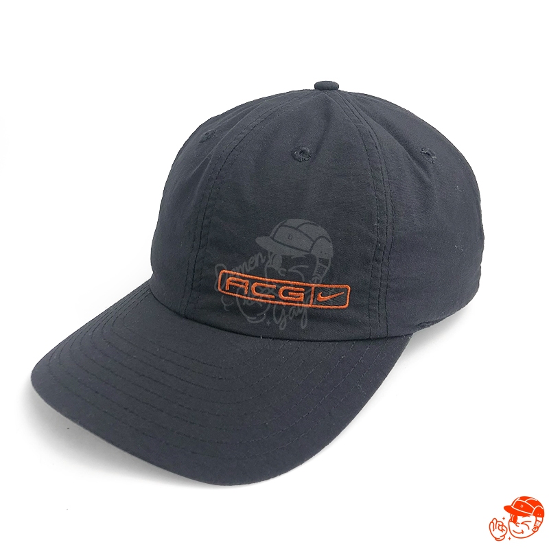 Topi Nike ACG