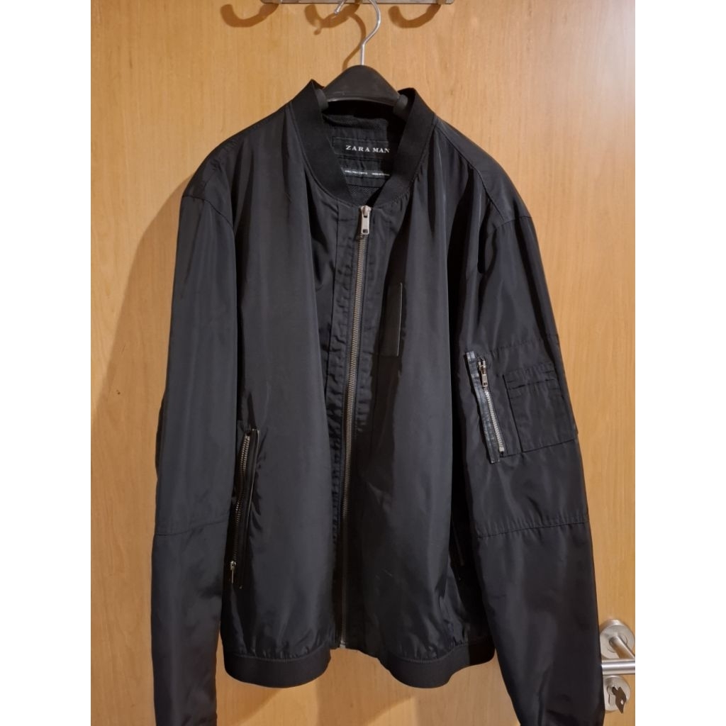 Preloved Bomber jacket ZARA Men