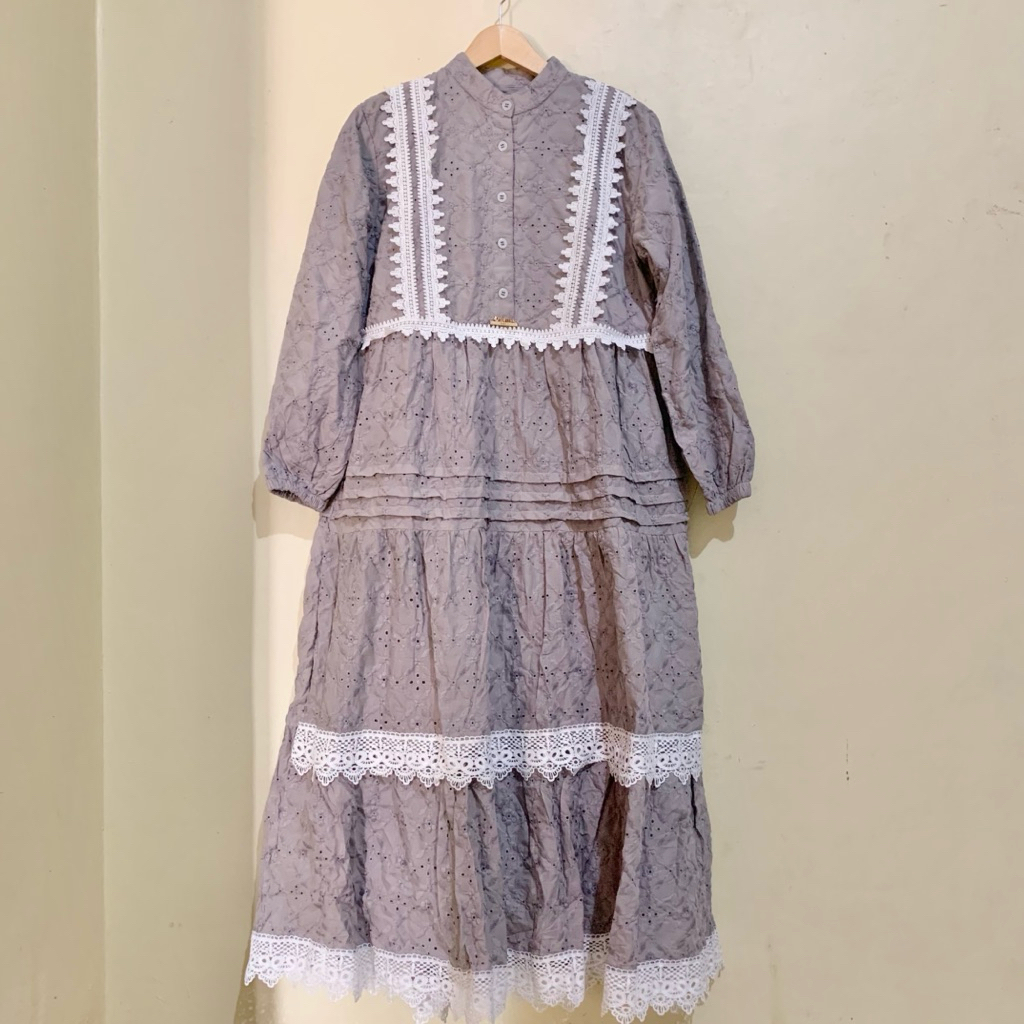 Gamis Syafeera katbol renda Premium - Gamis Katbol Syafeera syari renda - Gamis Katun Bolong renda s