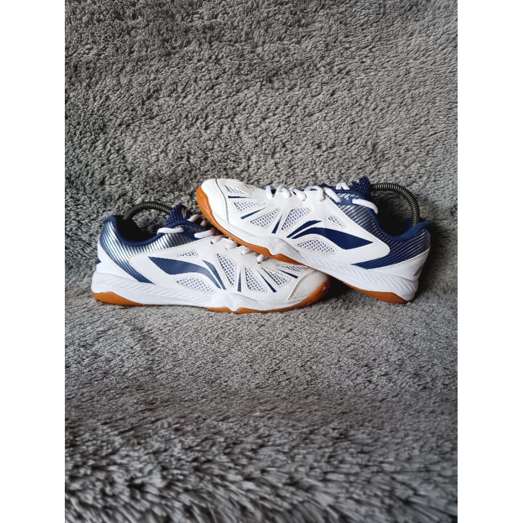 SEPATU PING PONG LINING SIZE 42 ORIGINAL SECOND TENIS MEJA