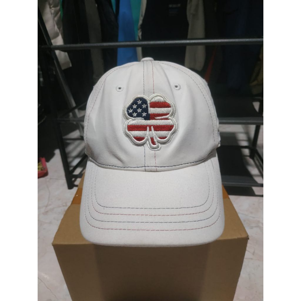 Topi Black Clover original minus noda