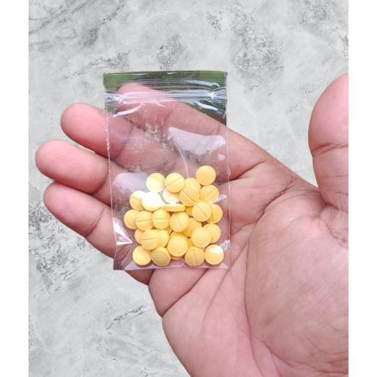 b 30 butir vitamin ayam lesu . multivitamin ayam lesu . vitamin ayam pucat . memenuhi vitamin ayam