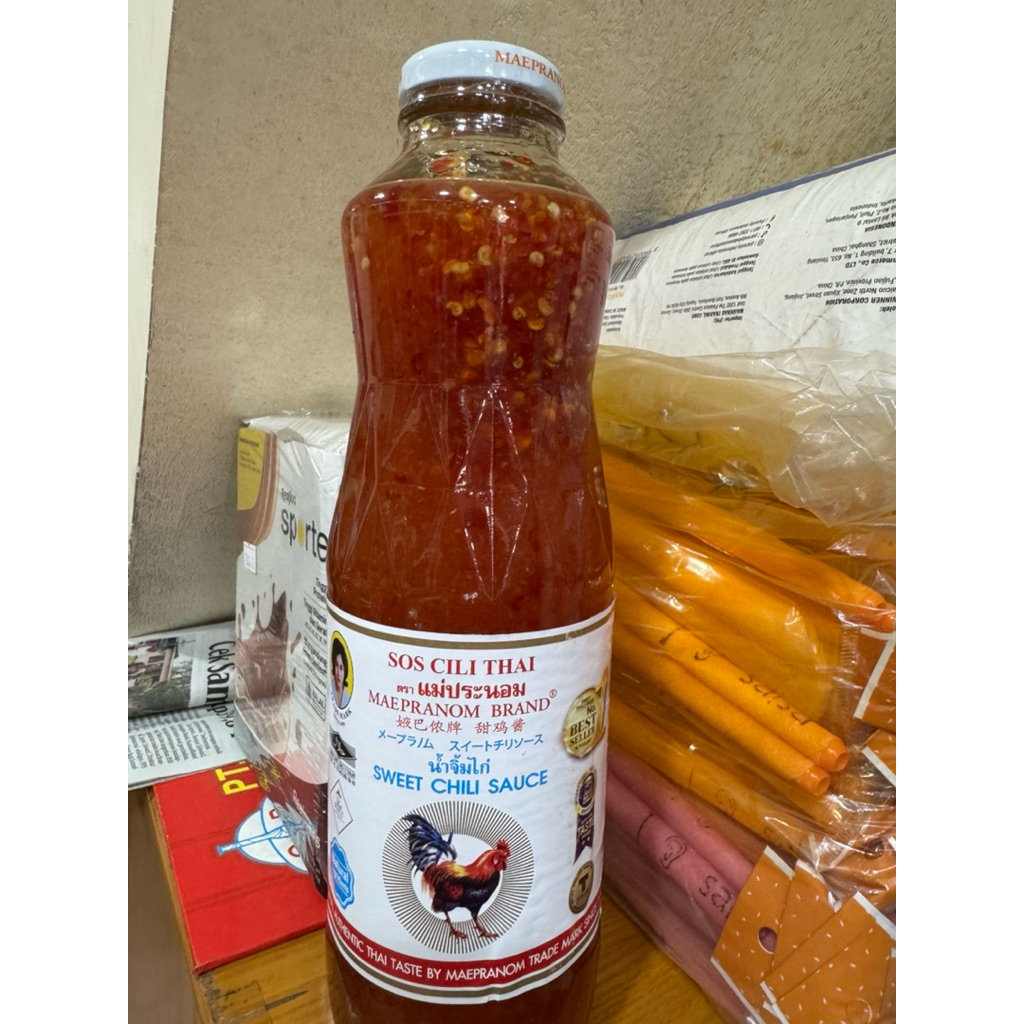 maepranom brand sweet chili sauce sos chili thailand 980 gram