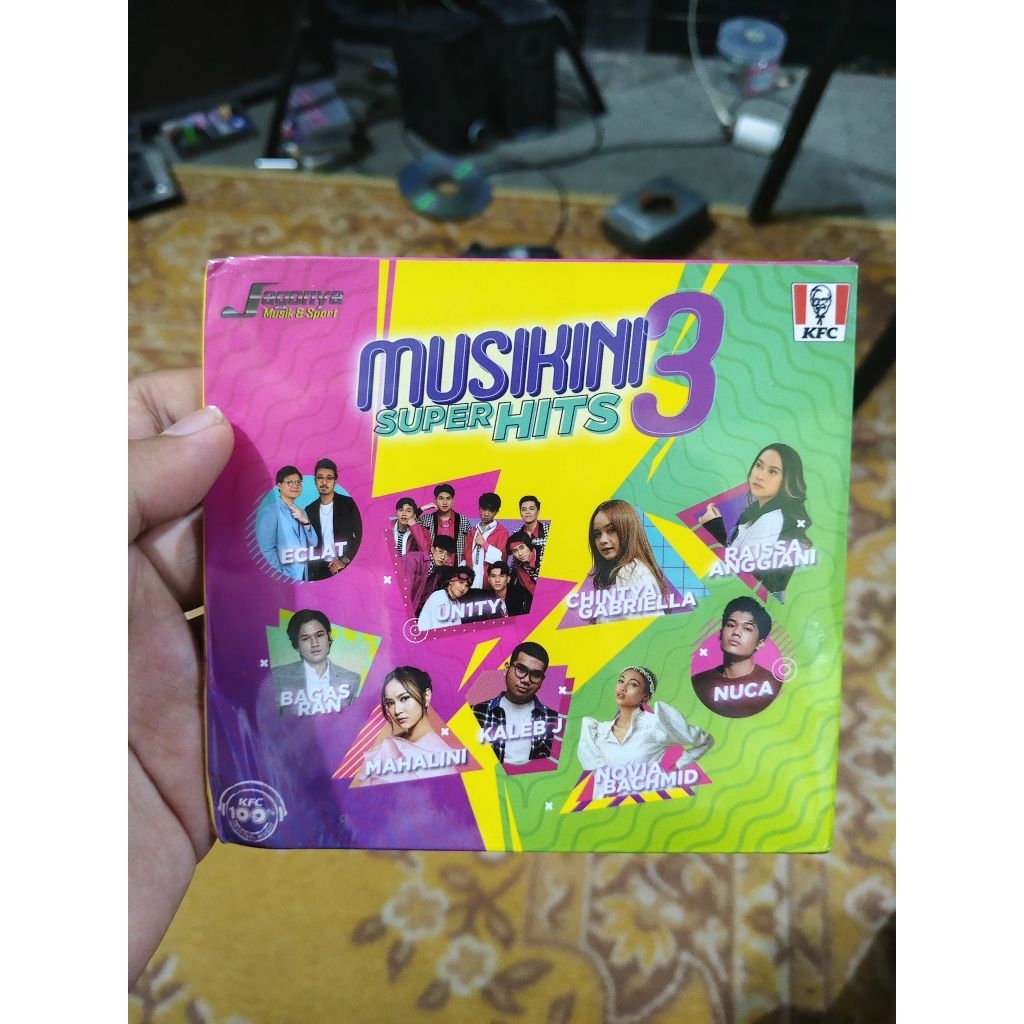 CD KFC Musikini Superhits 3 - Segel