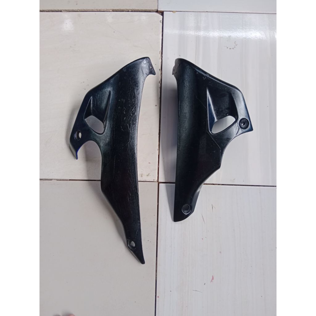 Undercowl Suzuki FXR 150 fxr150. Original. Seken