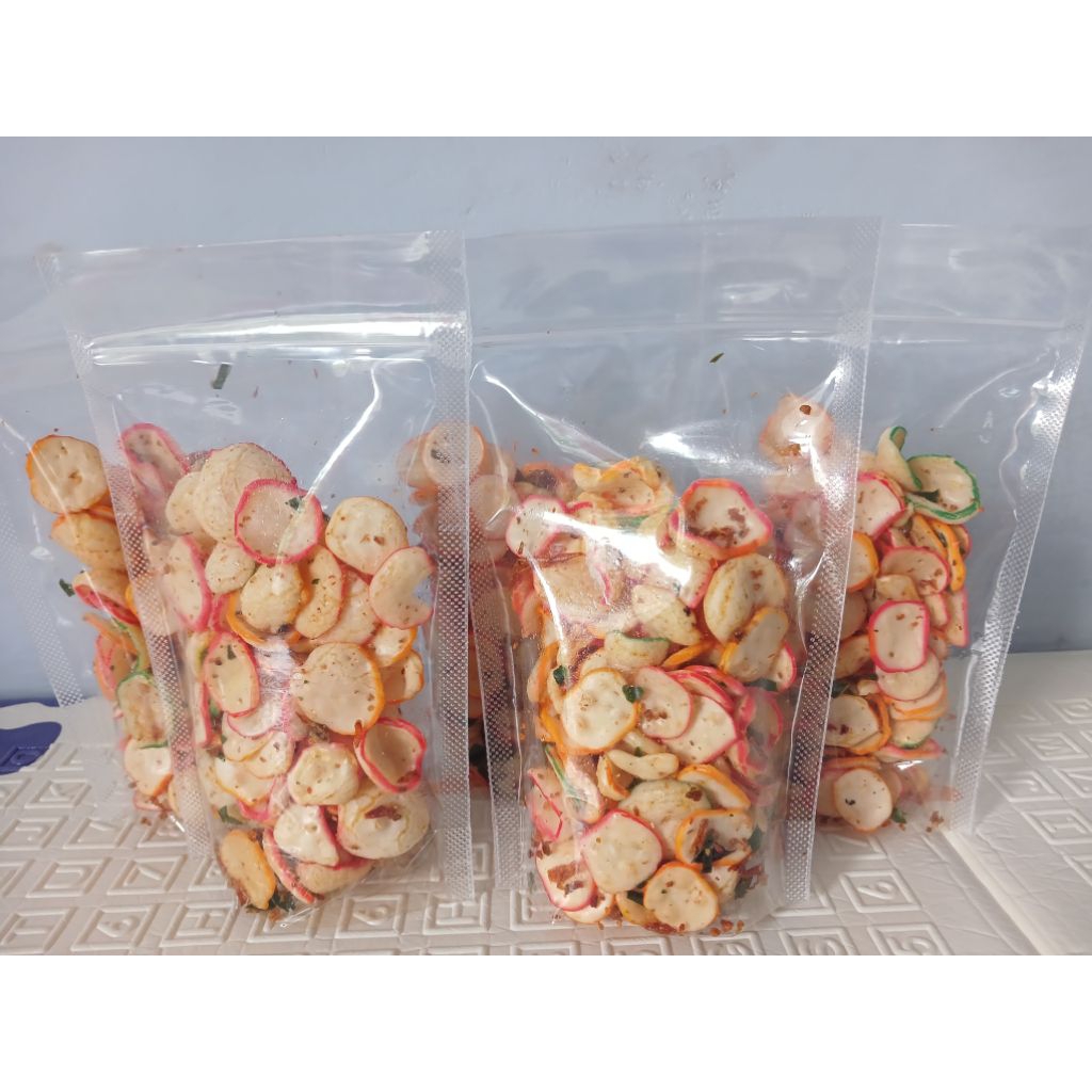 Krupuk seblak kering pedas daun jeruk