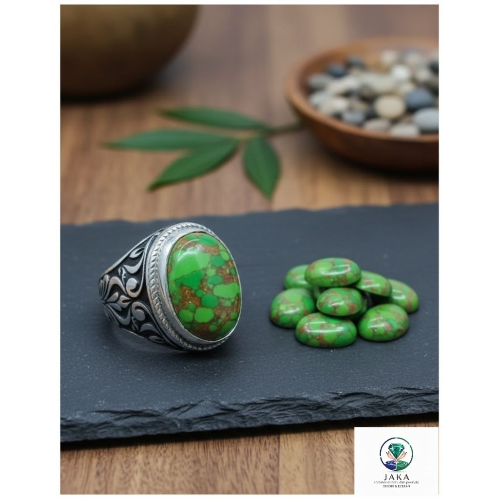 cincin batu pirus mesir hijau urat emas