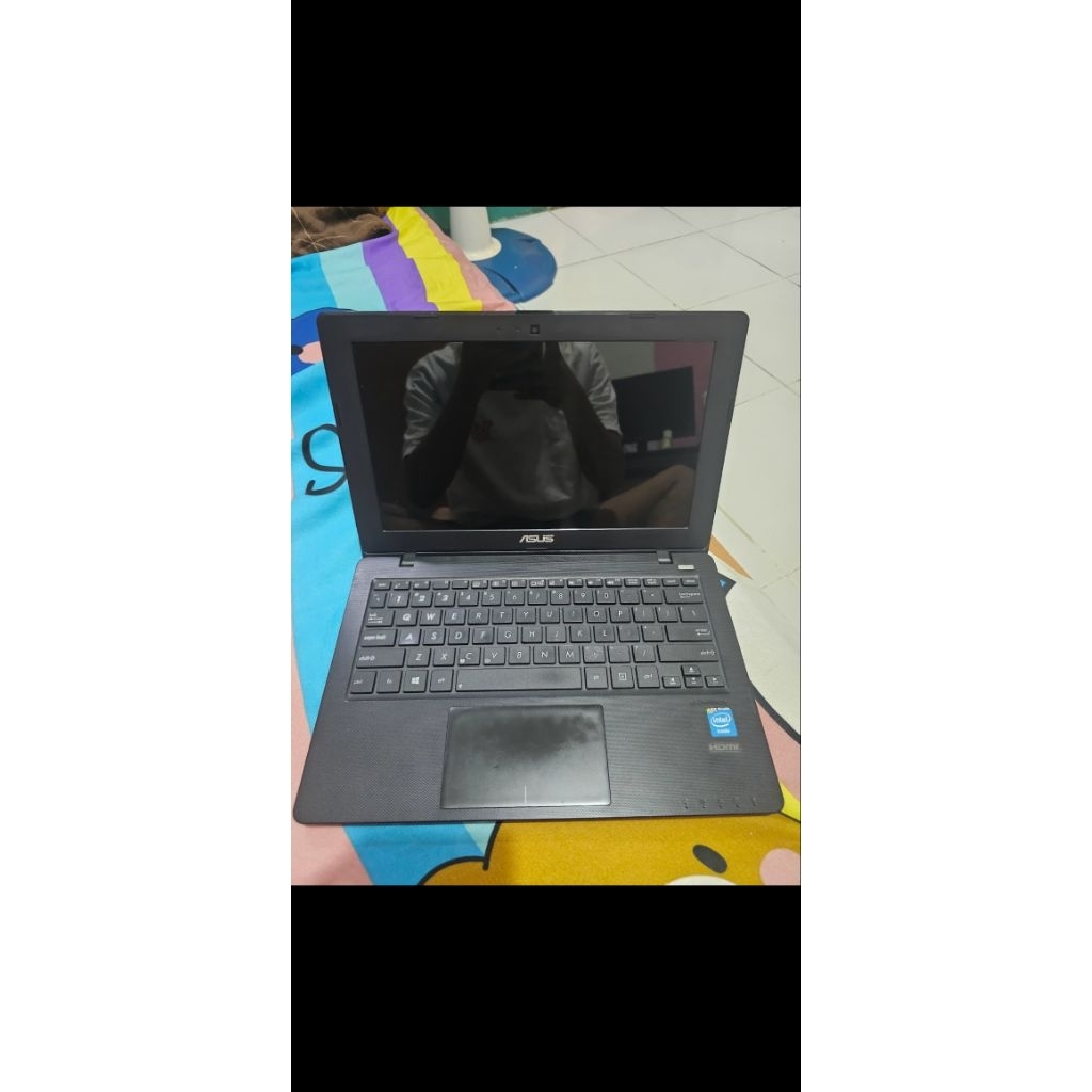 leptop Asus Notebook X200CA