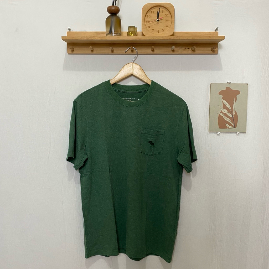 kaos tshirt ABERCROMBIE & FITCH original size XL kondisi bagus