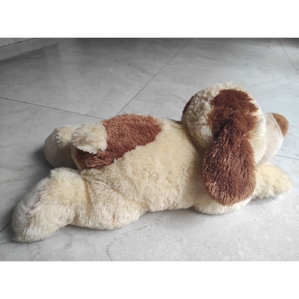 Boneka anjing coklat krem