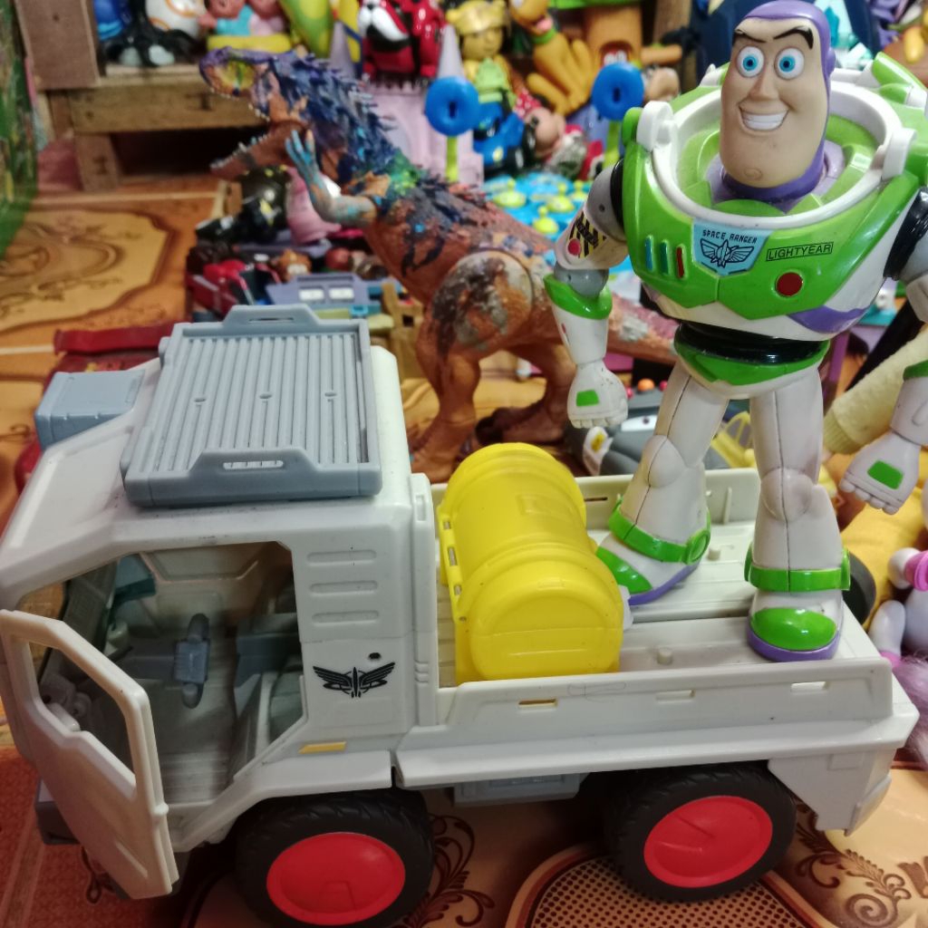 figur vintage toy story disney buzz lightyears & truck buzz lightyears disney