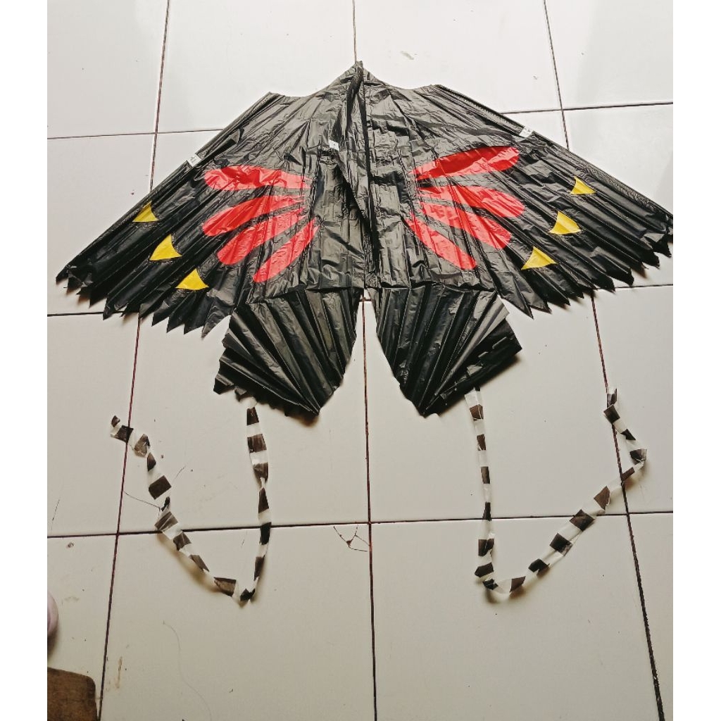 GROSIR LAYANGAN PLASTIK KUPU KUPU BISA DI LIPAT / LAYANGAN KUPU KUPU PLASTIK