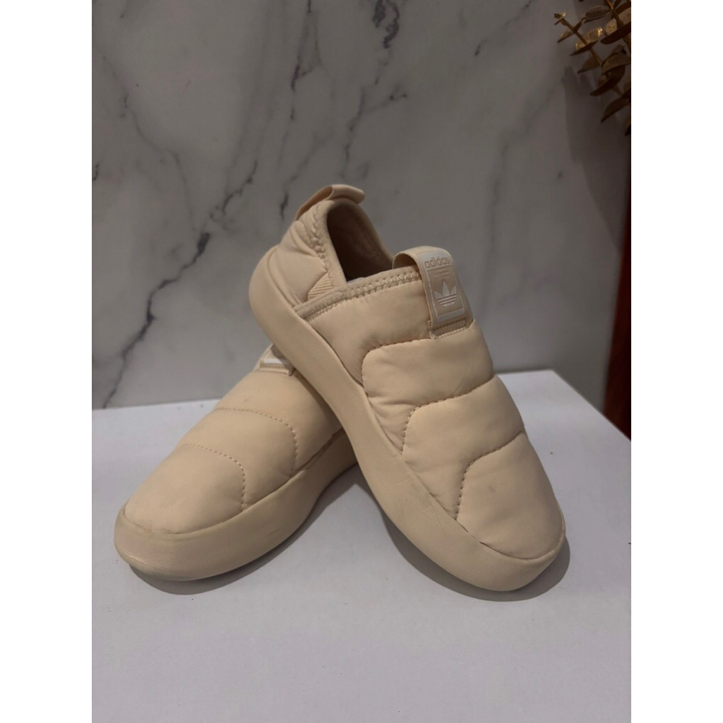 sepatu adidas puffylette second original