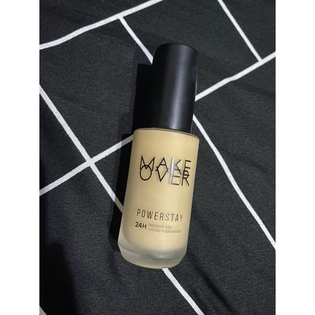 Preloved foundation makeover powerstay (isi 80%)