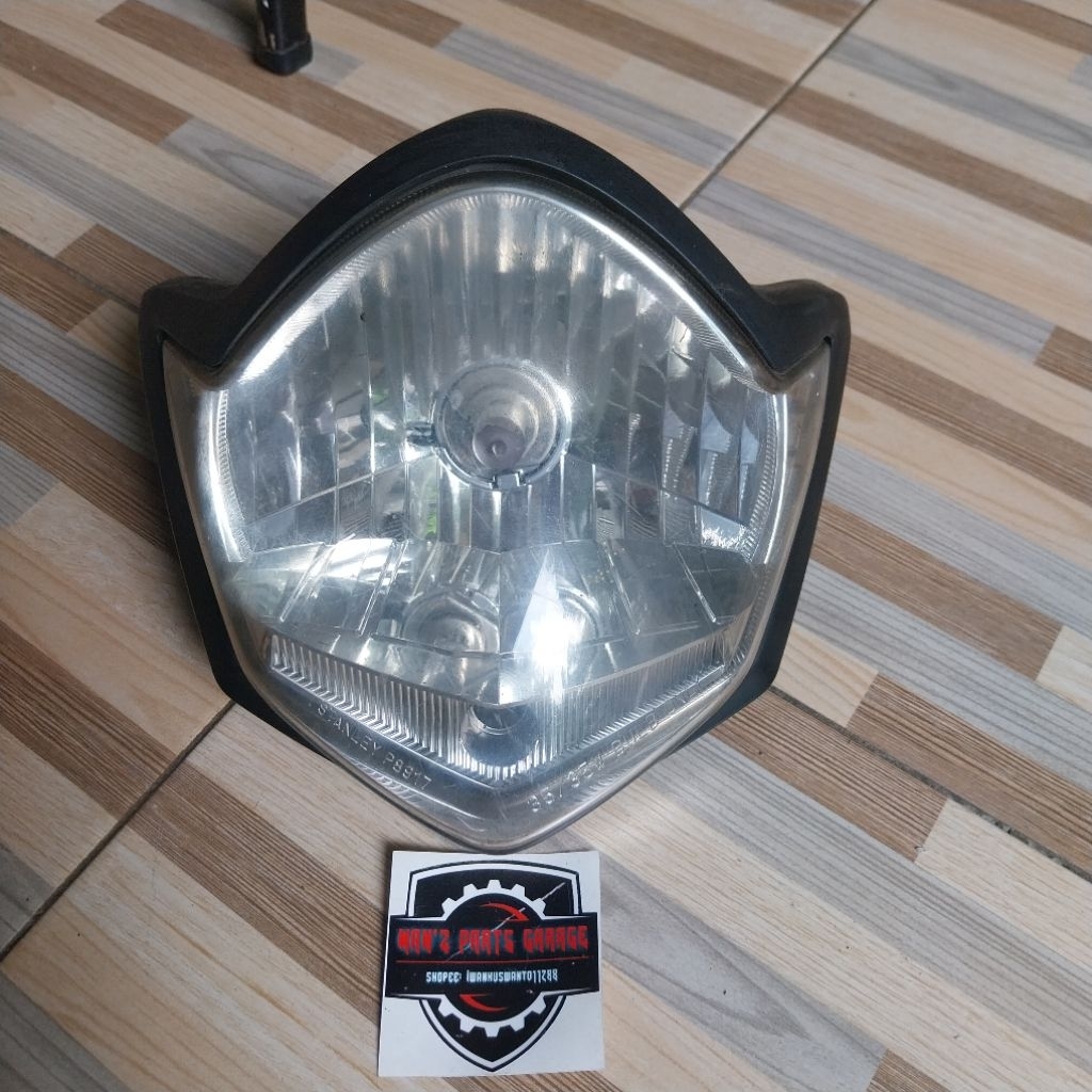 HEADLAMP REPLEKTOR/LAMPU DEPAN VIXION OLD ORIGINAL SECOND