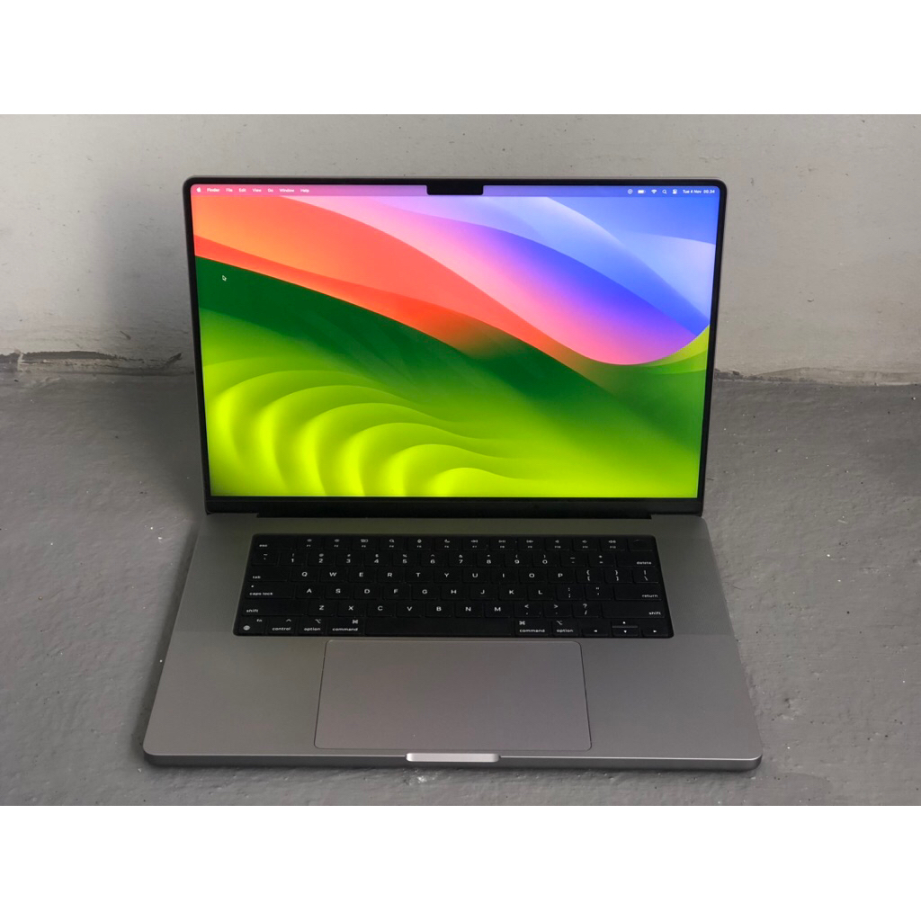 MacBook Pro 16 inch 2020 M1 Pro RAM 16GB / SSD 500GB