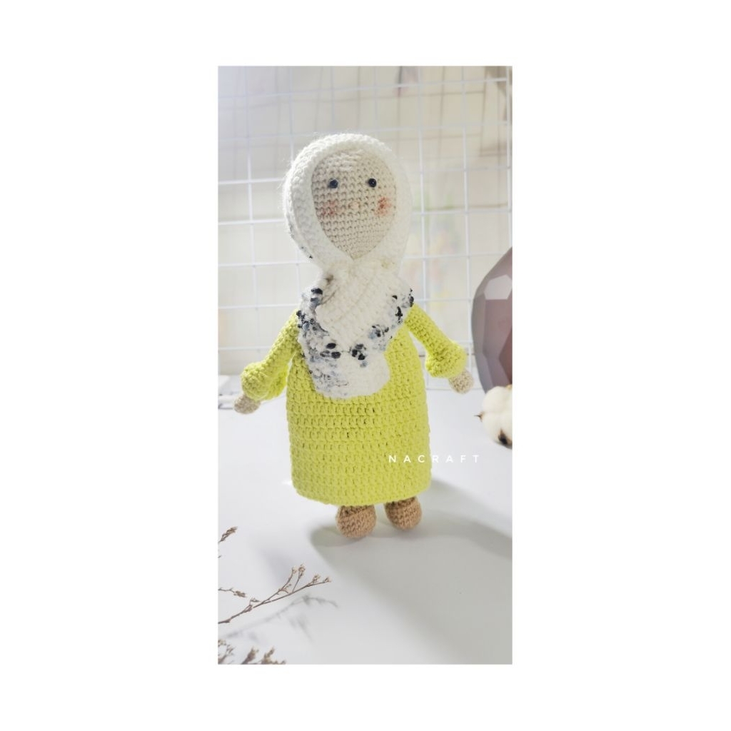 Boneka rajut Hijab