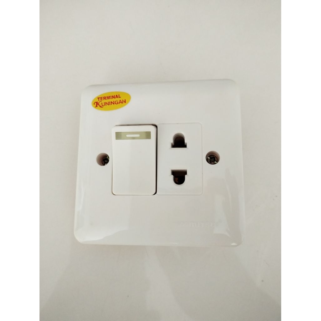 Saklar IB Engkel + Stop Kontak Segi Mitsui Ms17