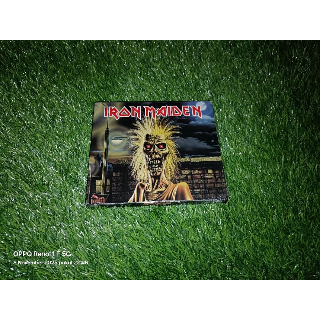 cd IRON MAIDEN iron maiden