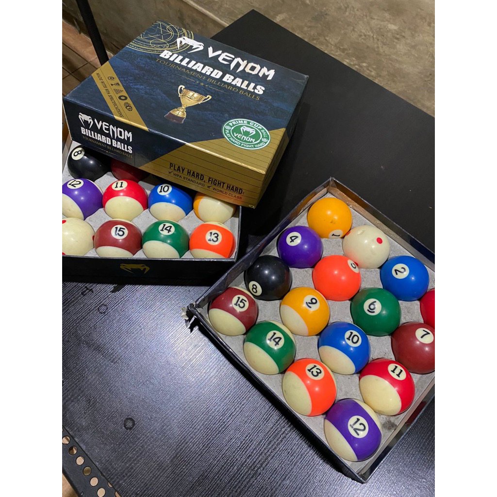 Bola Billiard Venom
